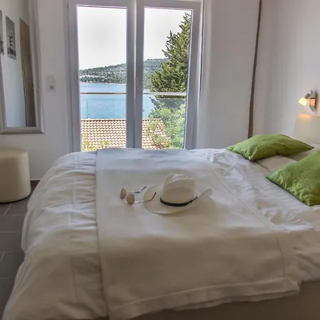 Daire House Tisno